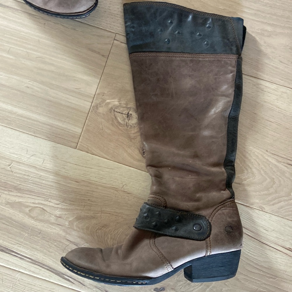 Leather boots